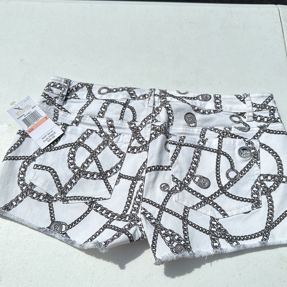 Michael Kors chain link patterned short shorts - Picture 7 of 7